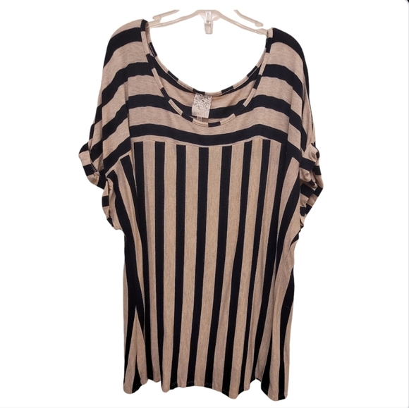 Naif Navy Blue Cream Striped Slouchy Crew Neck Tee Size 1X - Picture 1 of 7